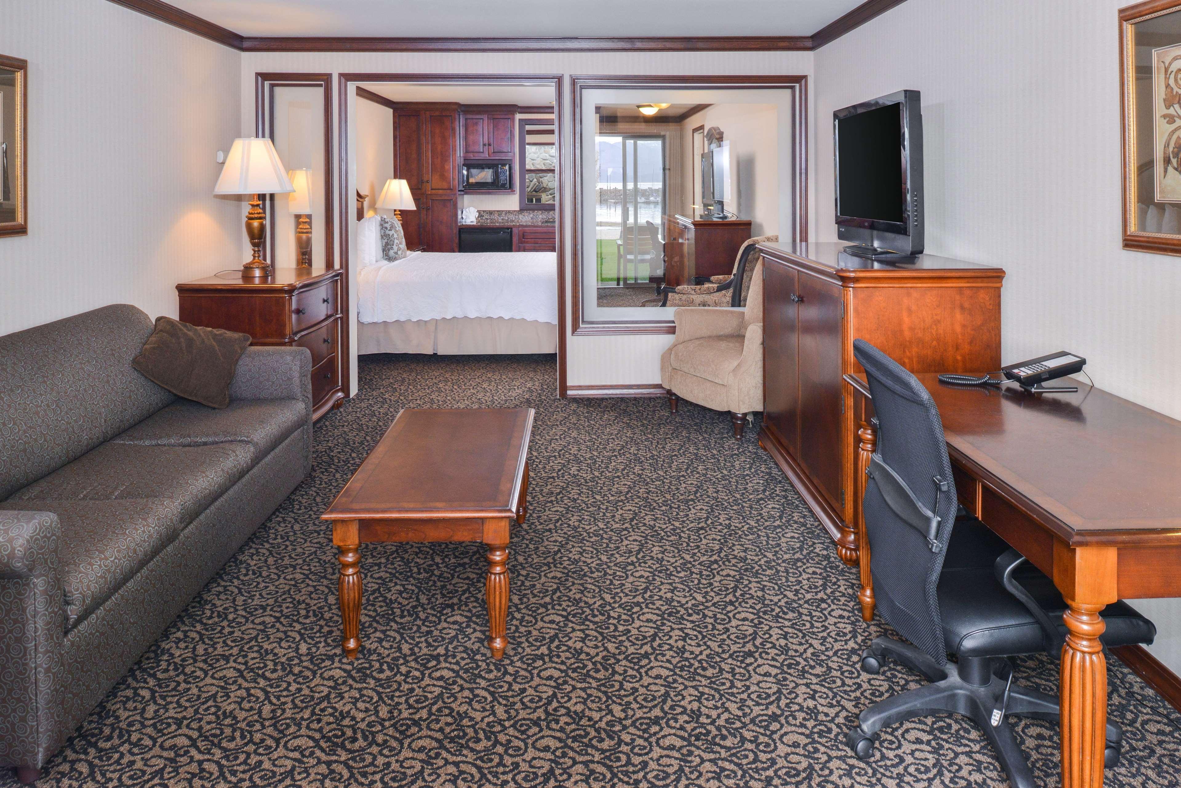 Best Western Edgewater Resort Sandpoint Exterior photo