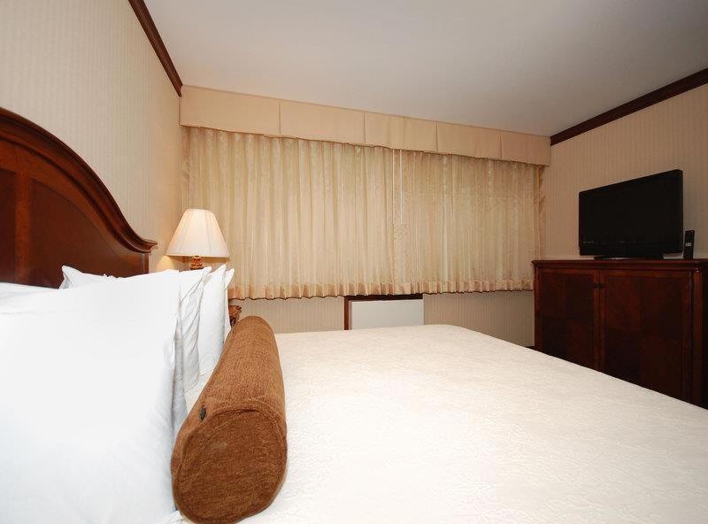 Best Western Edgewater Resort Sandpoint Exterior photo