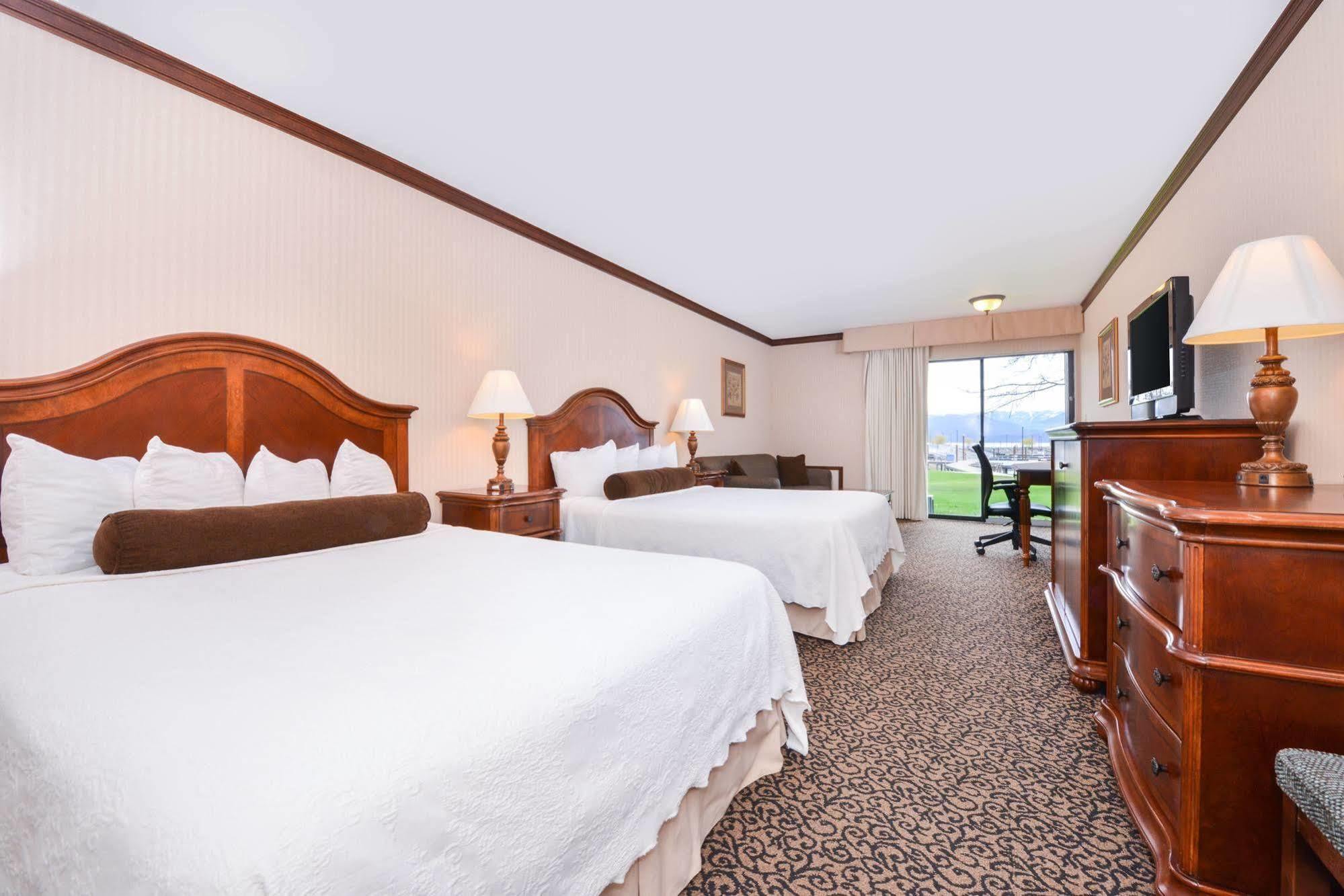 Best Western Edgewater Resort Sandpoint Exterior photo